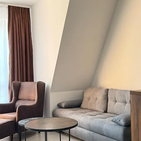 Apartman Divchinest Divcibare