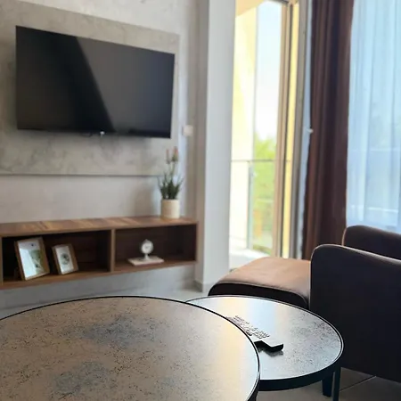 Divchinest Apartman Divcibare