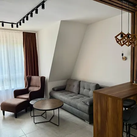 Divchinest Apartman *